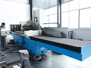 ورشة التصنيع الميكانيكي