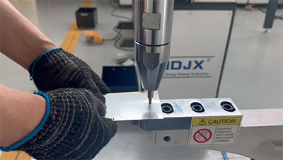 ماكينة تجميع الالواح المعدنية بالكبس MJ-1.2