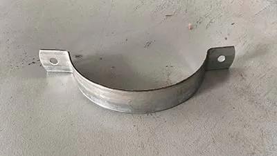 ماكينة تصنيع مشابك تثبيت الانابيب